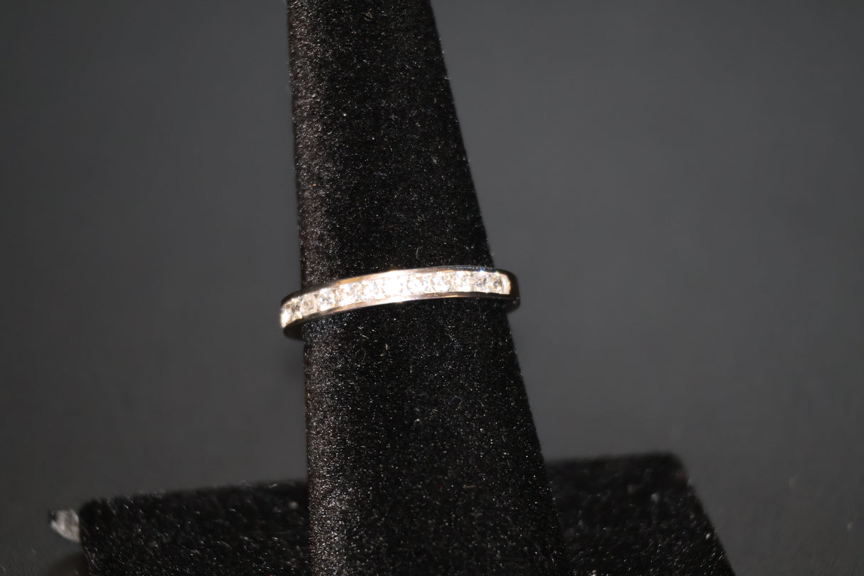 White Cubic Zirconia Platinum over Sterling Silver Ring Size 7