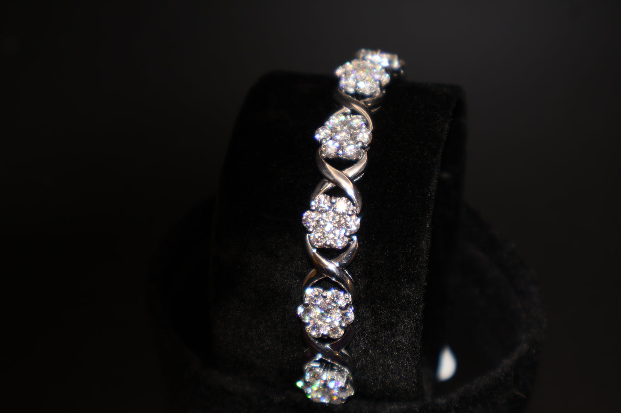 Moissanite XOXO Bracelet Platinum 925