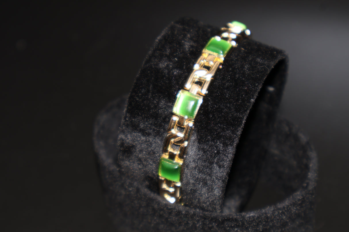Simulated Cats Eye Bracelet